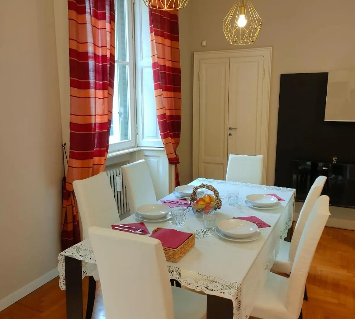 Esclusive & Elegant Loft, Duomo 10 Minutes Apartment Milan 0*,  Italy