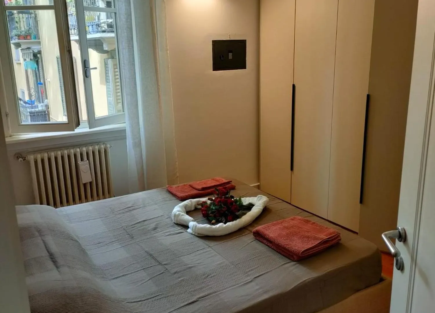 Esclusive & Elegant Loft, Duomo 10 Minutes Apartment Milan