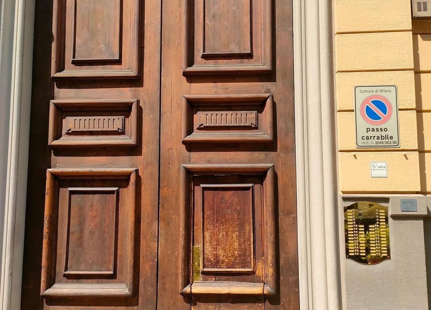 Esclusive & Elegant Loft, Duomo 10 Minutes Apartment Milan
