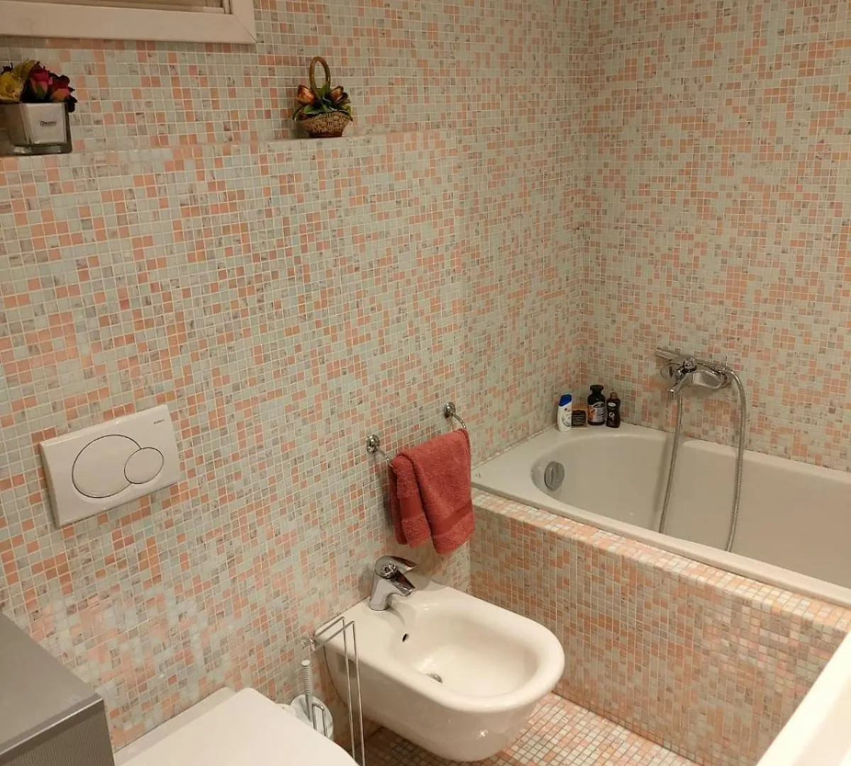 Esclusive & Elegant Loft, Duomo 10 Minutes Apartment Milan